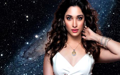 znude|Tamanna Bhatia .